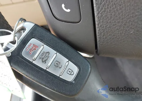 2014 Hyundai Genesis 3.8 z USA, uszkodzony, nr VIN KMHGC4DD2EU260177